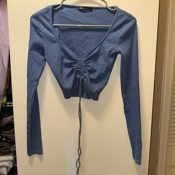 Zara Tops - Blue long sleeve cinched crop top
